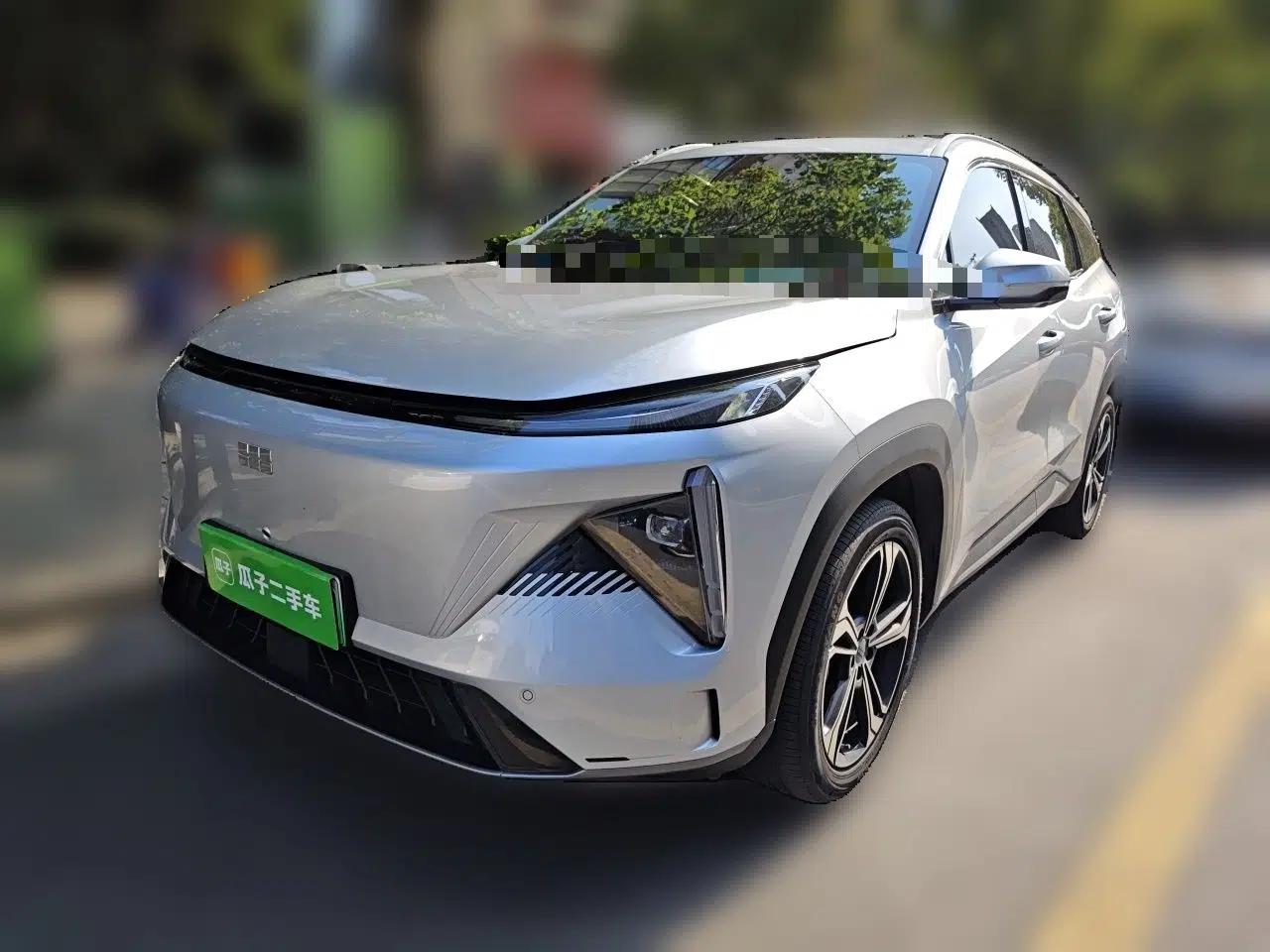 Geely Galaxy L7 2024 1.5T 115 km PLUS Dragon Edition — миниатюра 1