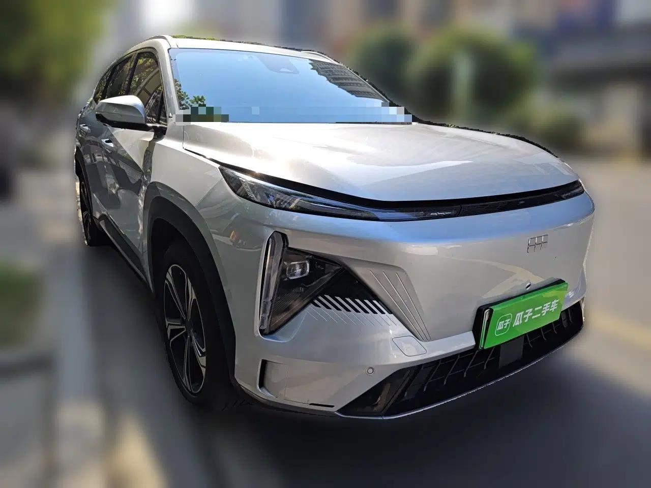 Geely Galaxy L7 2024 1.5T 115 km PLUS Dragon Edition — миниатюра 3