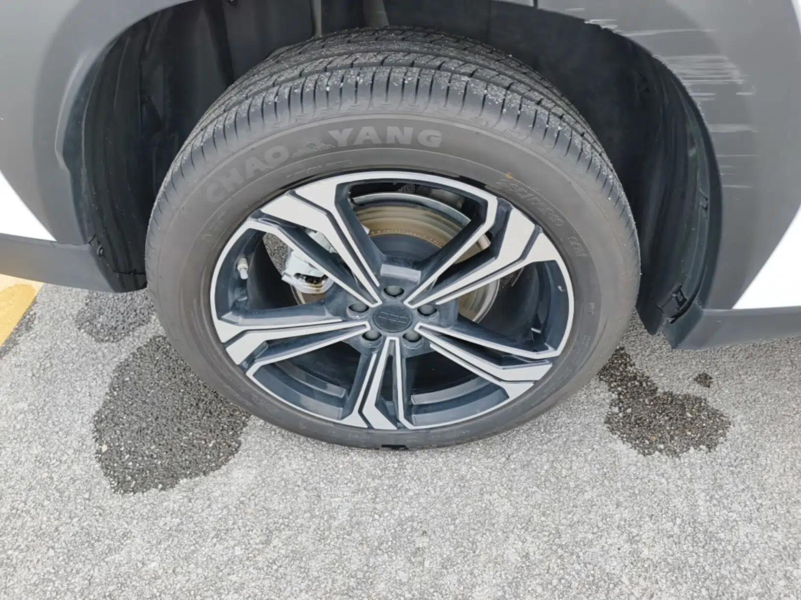 Geely Galaxy L7 2025 EM-i 115km Exploration Edition — миниатюра 11