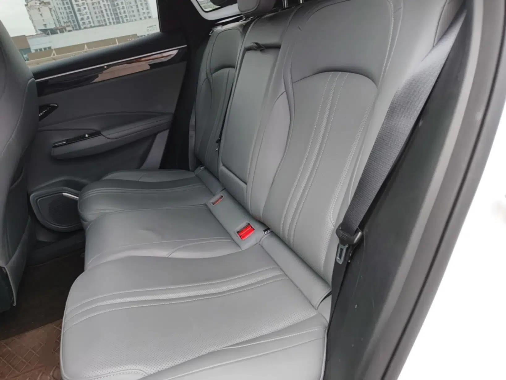 Geely Galaxy L7 2025 EM-i 115km Exploration Edition — миниатюра 20
