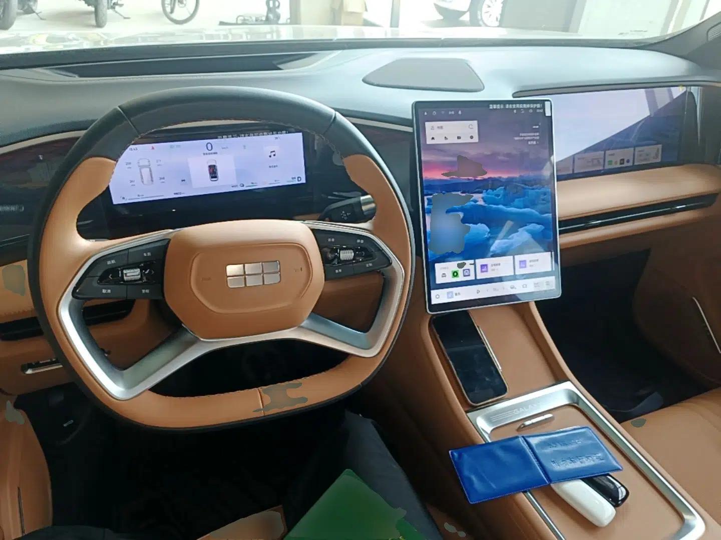 Geely Galaxy L7 2025 EM-i 115km Exploration+ Edition — миниатюра 12
