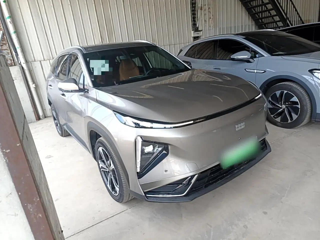 Geely Galaxy L7 2025 EM-i 115km Exploration+ Edition — миниатюра 3