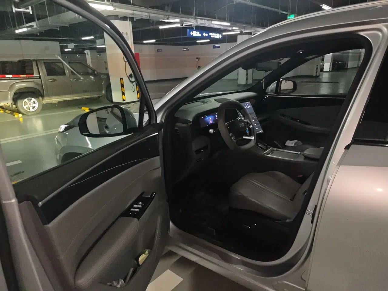 Geely Galaxy L7 2025 EM-i 115km Long-Range Version — миниатюра 16