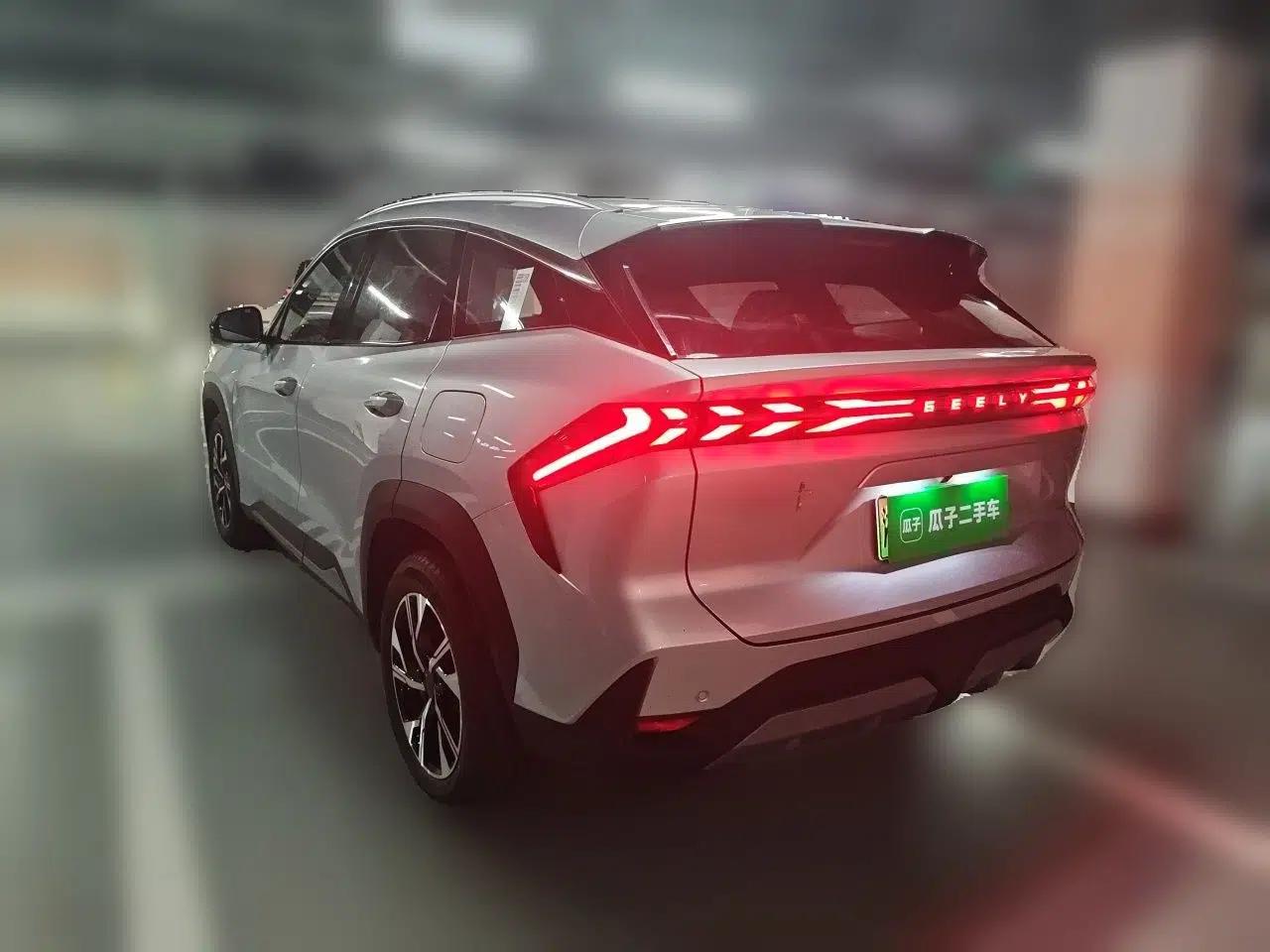 Geely Galaxy L7 2025 EM-i 115km Long-Range Version — миниатюра 4