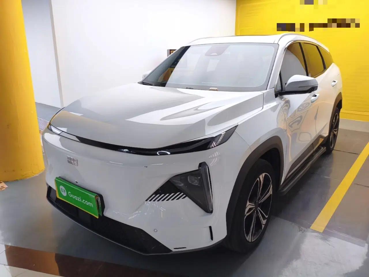 Geely Galaxy L7 2024 1.5T 115 km PLUS Dragon Edition — миниатюра 1