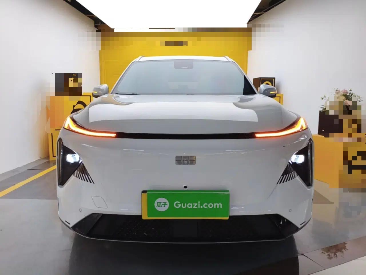Geely Galaxy L7 2024 1.5T 115 km PLUS Dragon Edition — миниатюра 2