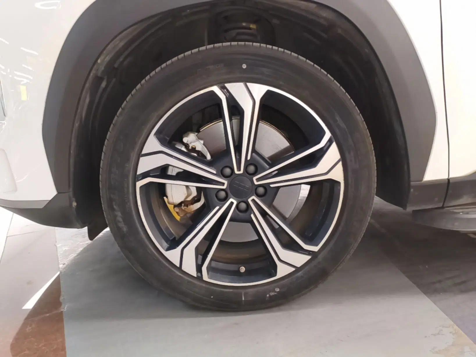 Geely Galaxy L7 2024 1.5T 115 km PLUS Dragon Edition — миниатюра 10