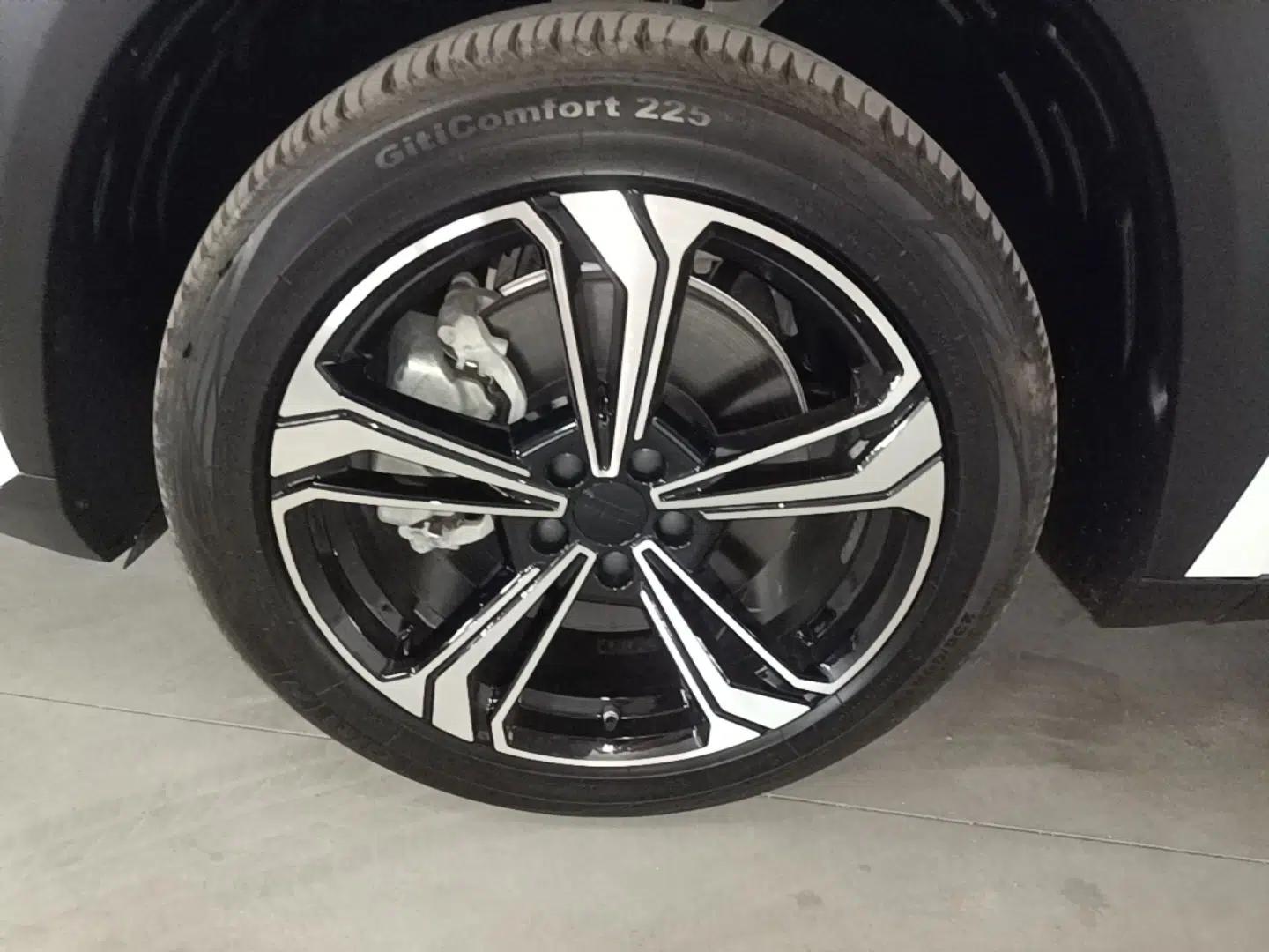 Geely Galaxy L7 2023 1.5T 115 km Asian Games Phantom Edition — миниатюра 15
