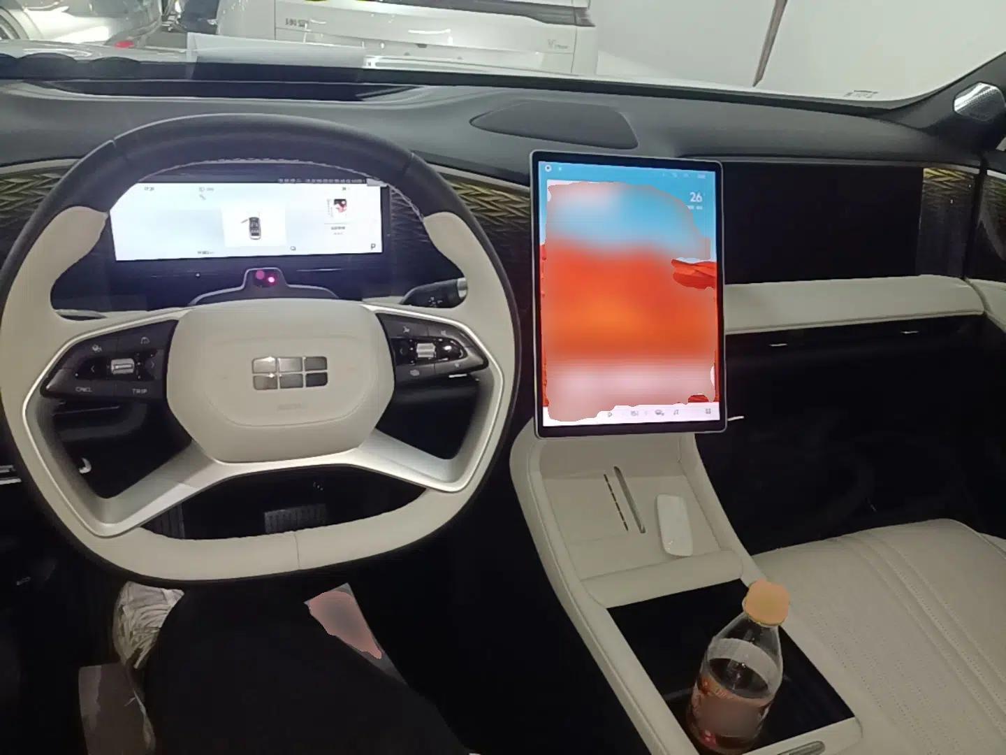 Geely Galaxy L7 2023 1.5T 115 km Asian Games Phantom Edition — миниатюра 17
