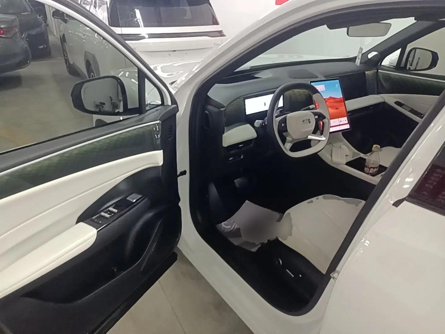 Geely Galaxy L7 2023 1.5T 115 km Asian Games Phantom Edition — миниатюра 23