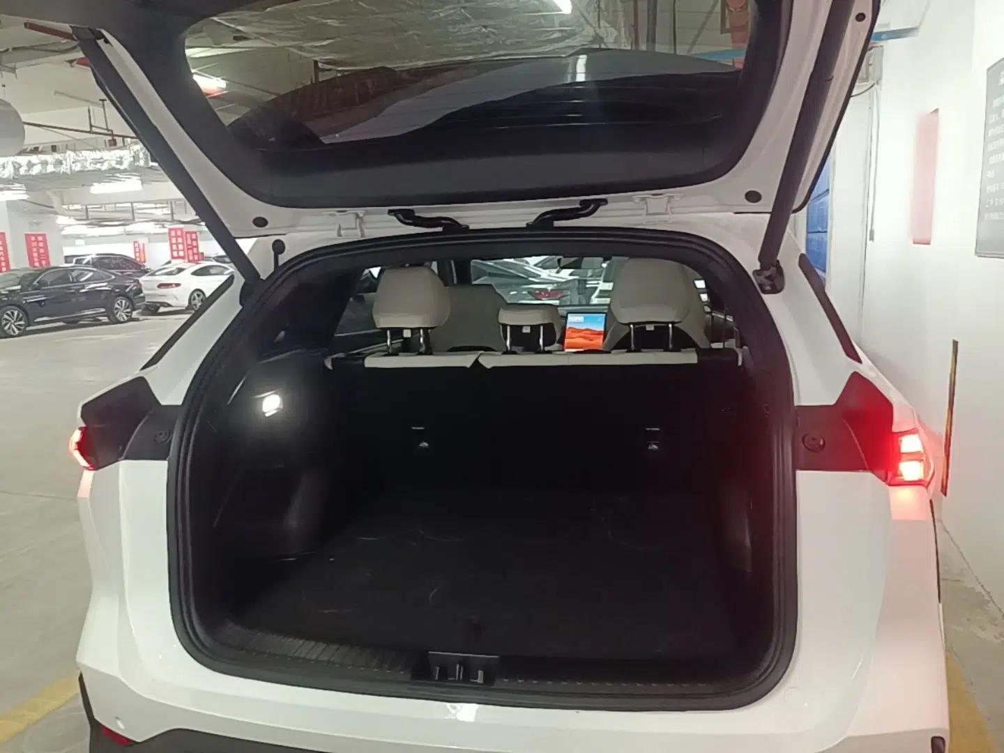 Geely Galaxy L7 2023 1.5T 115 km Asian Games Phantom Edition — миниатюра 27