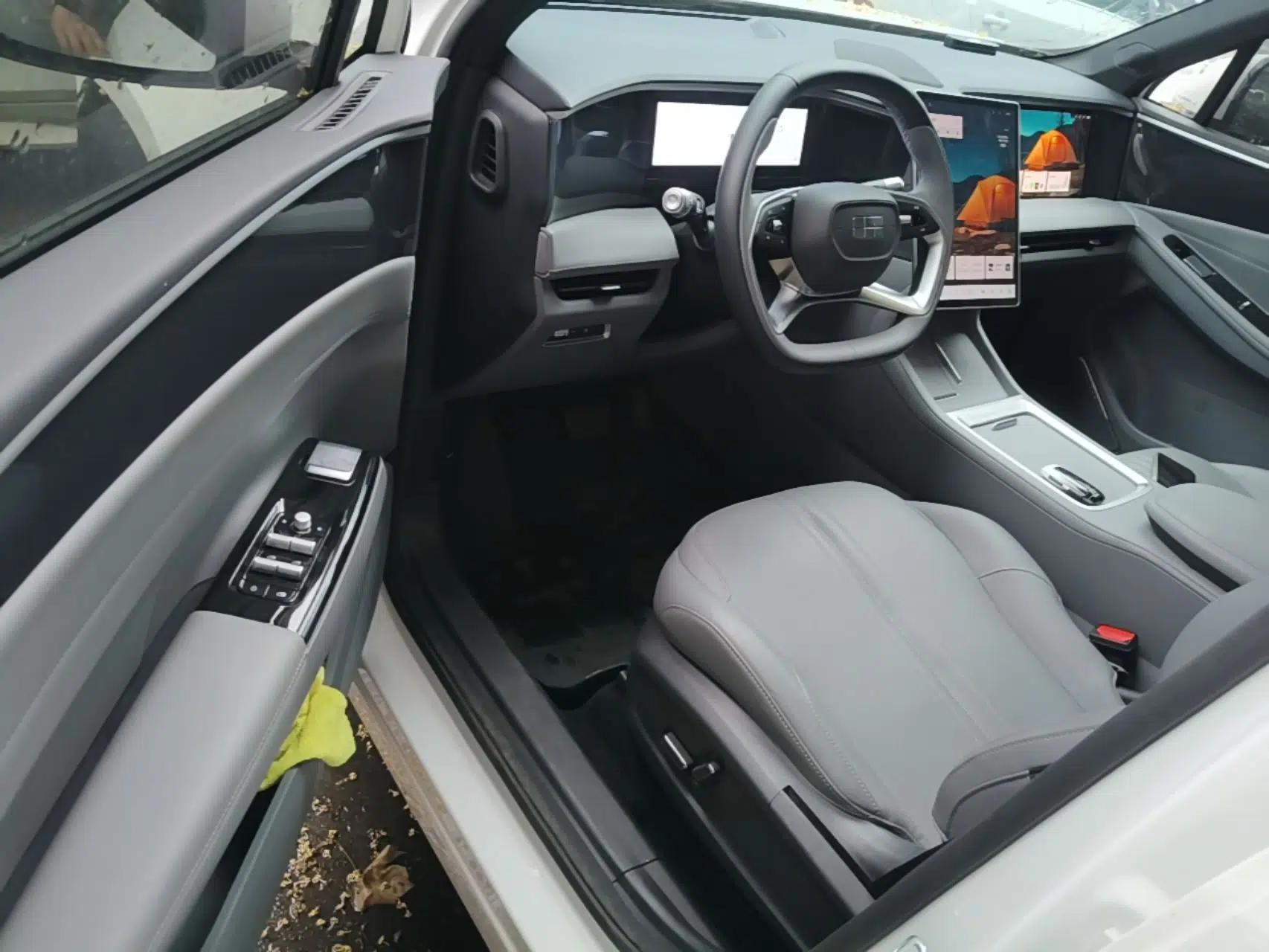 Geely Galaxy L7 2025 EM-i 115km Exploration Edition — миниатюра 18