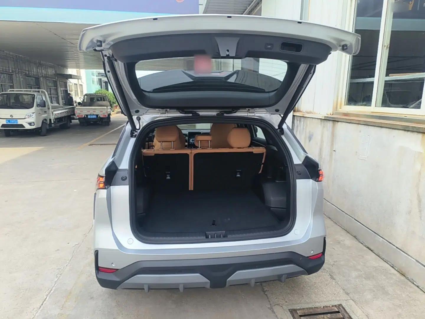 Geely Galaxy L7 2025 EM-i 115km Exploration+ Edition — миниатюра 22