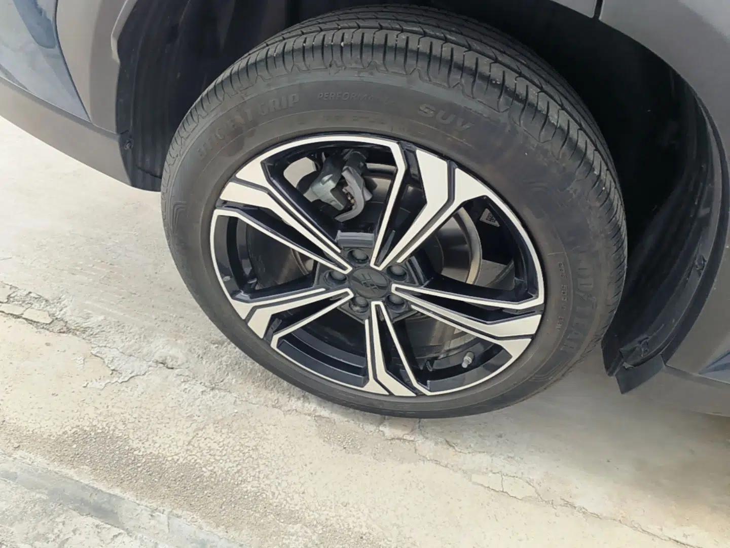 Geely Galaxy L7 2025 EM-i 115km Exploration+ Edition — миниатюра 11