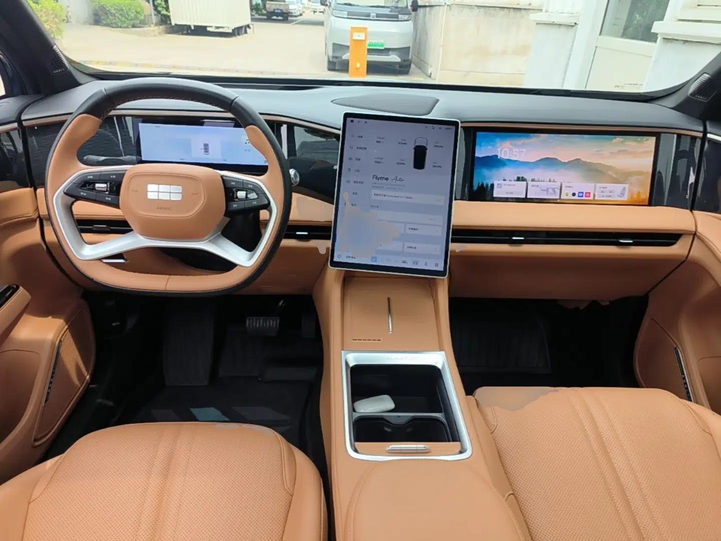 Geely Galaxy L7 2025 EM-i 115km Exploration+ Edition — миниатюра 12