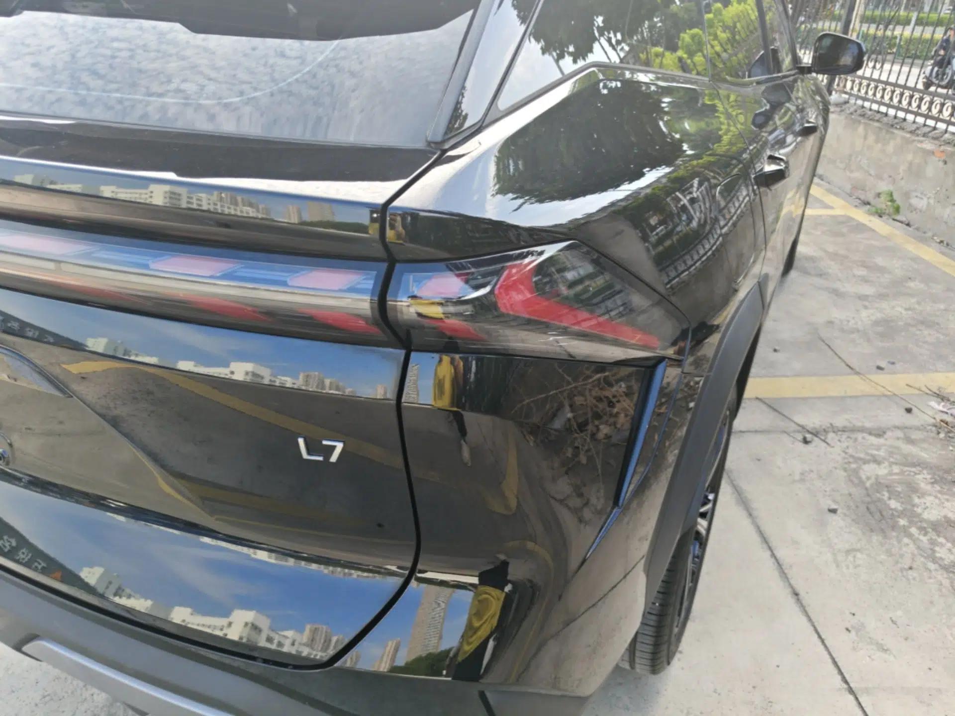Geely Galaxy L7 2023 1.5T 115 km MAX — миниатюра 9