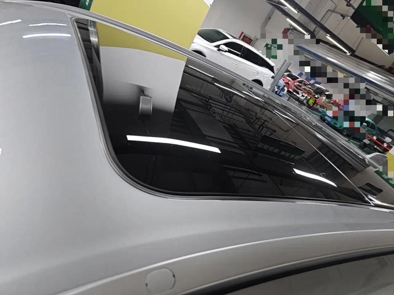 Geely Galaxy L7 2025 EM-i 115km Exploration+ Edition — миниатюра 7