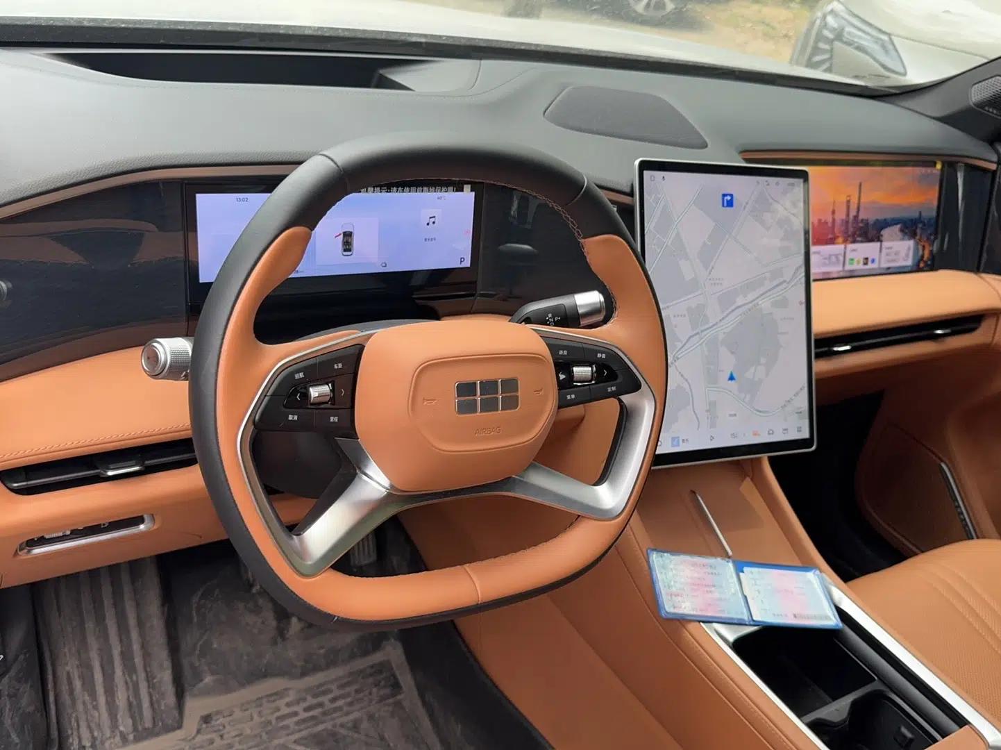 Geely Galaxy L7 2025 EM-i 115km Exploration+ Edition — миниатюра 7
