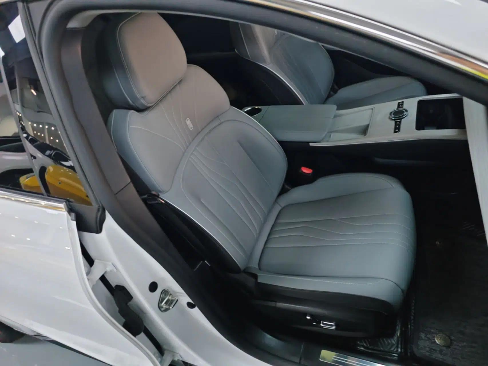 Geely Galaxy E8 2024 550 km Range Rear-Wheel-Drive PRO — миниатюра 19