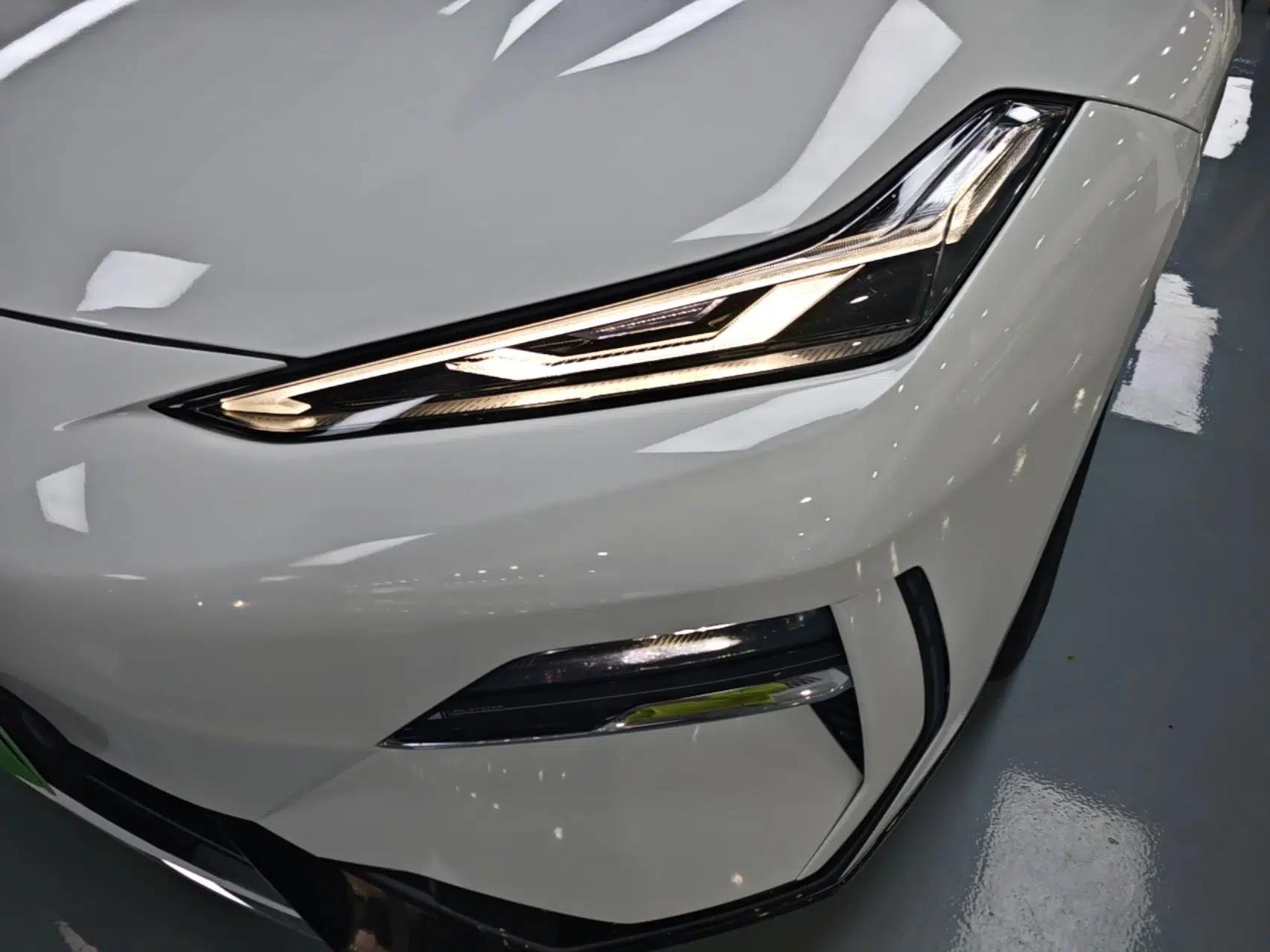 Geely Galaxy E8 2024 550 km Range Rear-Wheel-Drive PRO — миниатюра 8
