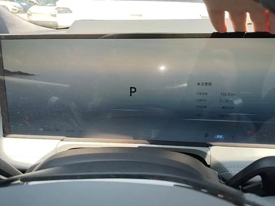 Geely Galaxy E8 2025 700 km Long-Range Intelligent Driving Version — миниатюра 19