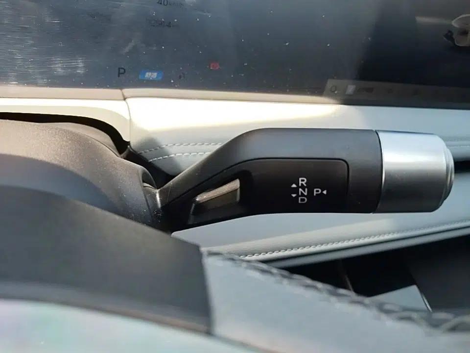 Geely Galaxy E8 2025 700 km Long-Range Intelligent Driving Version — миниатюра 21