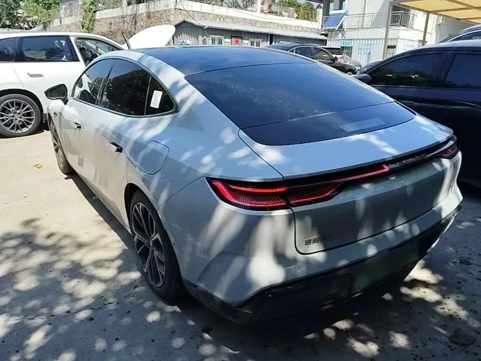 Geely Galaxy E8 2025 700 km Long-Range Intelligent Driving Version — миниатюра 4