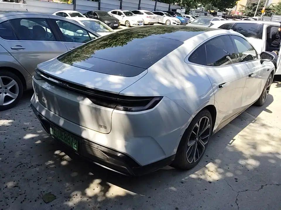 Geely Galaxy E8 2025 700 km Long-Range Intelligent Driving Version — миниатюра 6