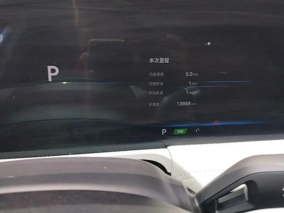 Geely Galaxy E8 2025 700 km Long-Range Intelligent Driving Version — миниатюра 14