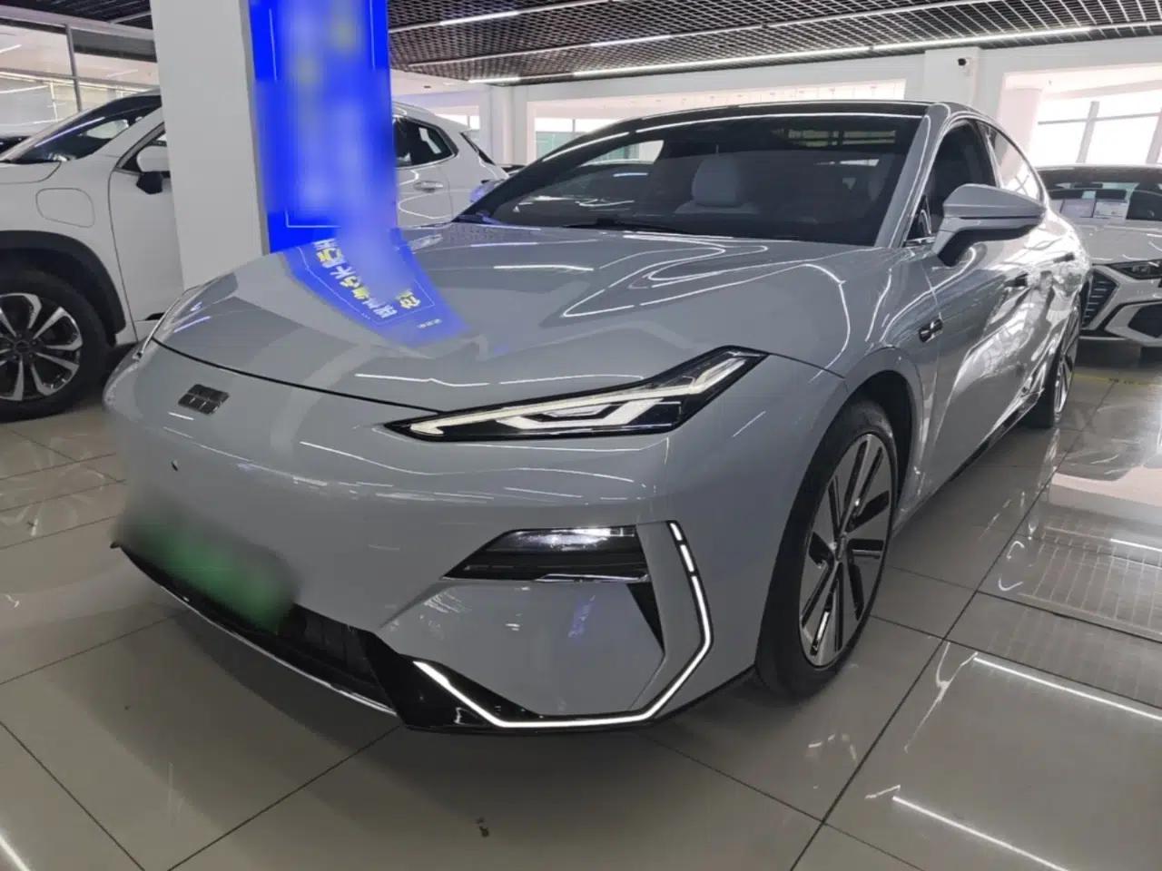 Geely Galaxy E8 2024 665 km Range Rear-Drive Starship Long-Range Version — миниатюра 1