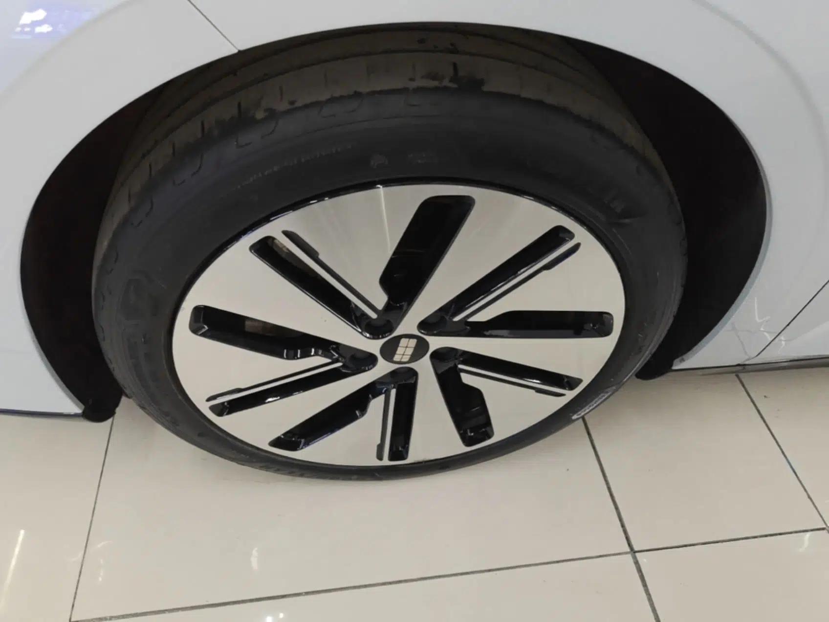 Geely Galaxy E8 2024 665 km Range Rear-Drive Starship Long-Range Version — миниатюра 10