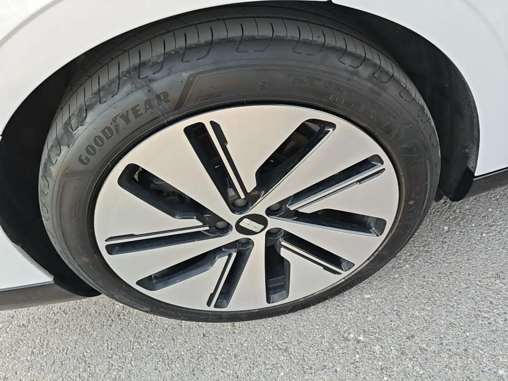 Geely Galaxy E8 2024 665 km Range Rear-Drive Starship Long-Range Version — миниатюра 11