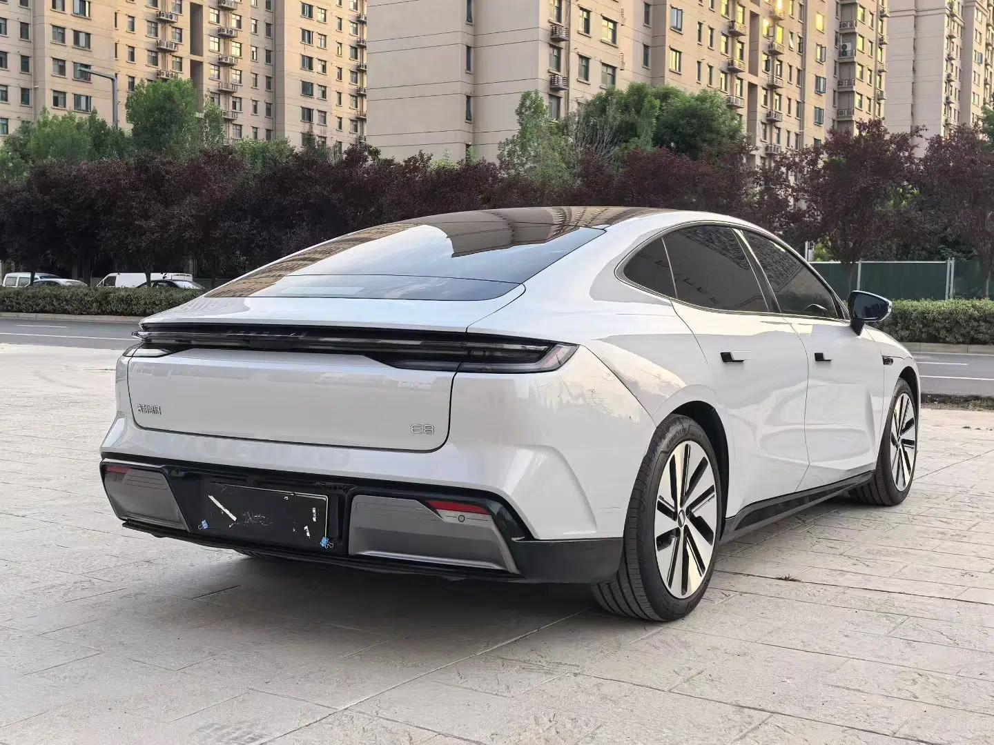 Geely Galaxy E8 2024 665 km Range Rear-Drive Starship Long-Range Version — миниатюра 19