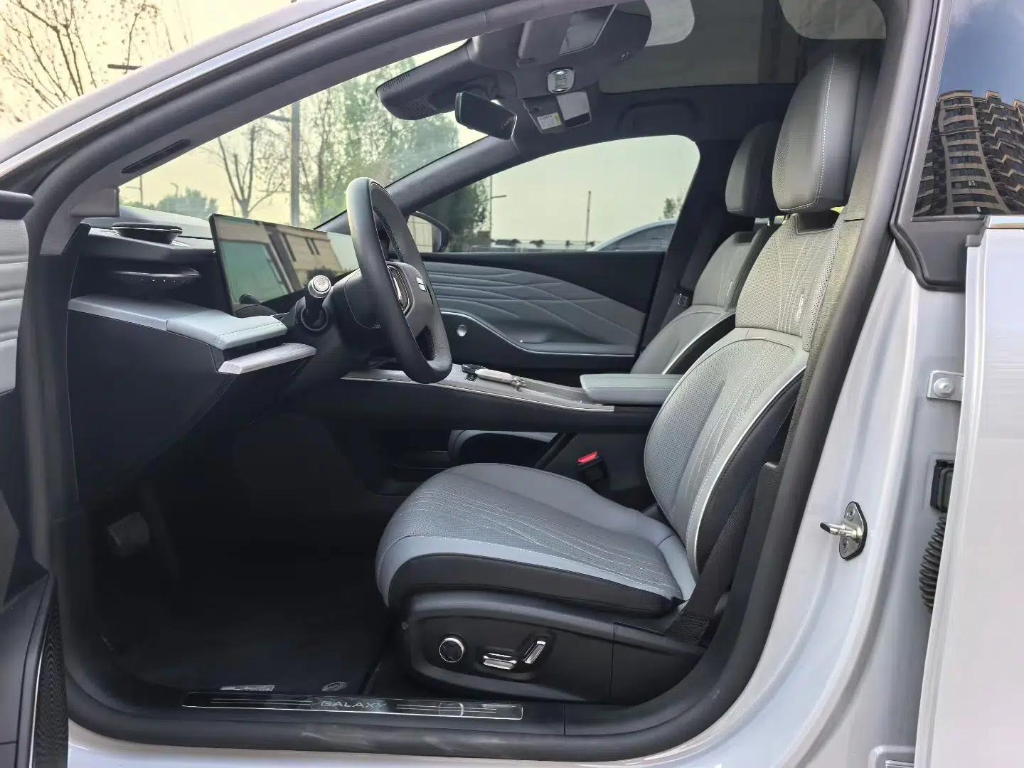 Geely Galaxy E8 2024 665 km Range Rear-Drive Starship Long-Range Version — миниатюра 34