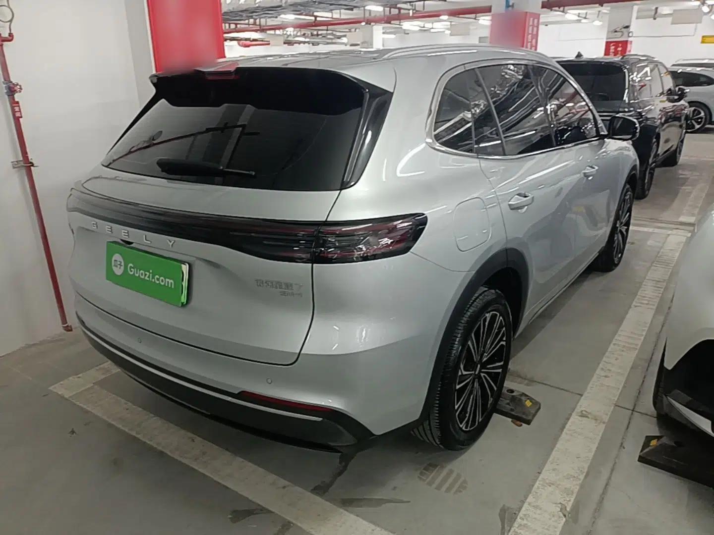 Geely Galaxy Xingjian 7 EM-i 2025 120km Navigator Edition — миниатюра 6