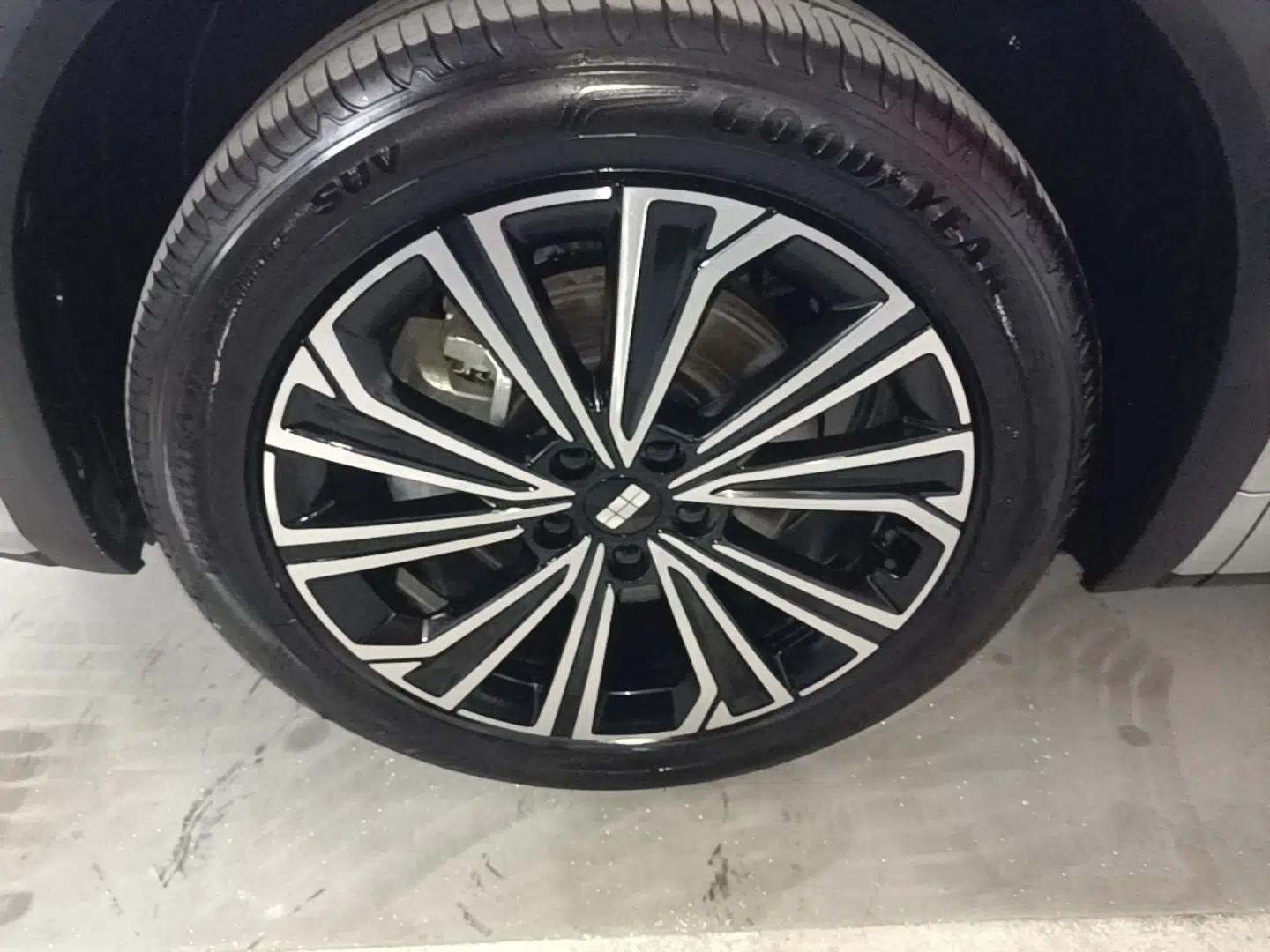 Geely Galaxy Xingjian 7 EM-i 2025 120km Navigator Edition — миниатюра 10