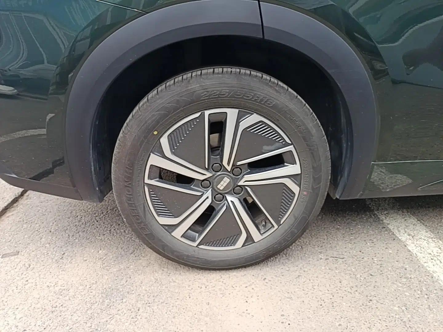 Geely Galaxy Xingjian 7 EM-i 2025 120km Exploration+ Version — миниатюра 11