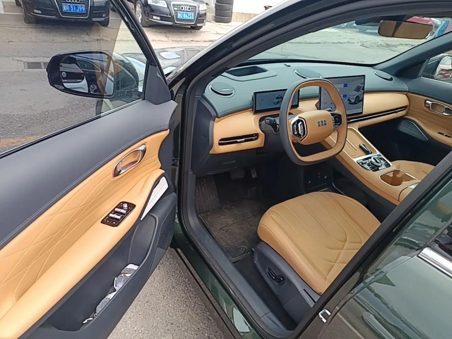 Geely Galaxy Xingjian 7 EM-i 2025 120km Exploration+ Version — миниатюра 18