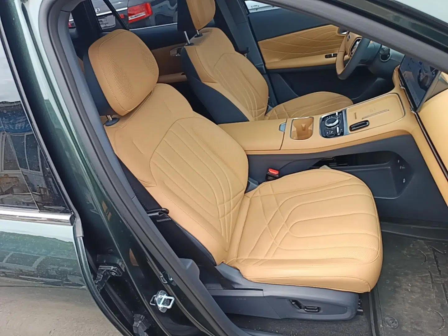 Geely Galaxy Xingjian 7 EM-i 2025 120km Exploration+ Version — миниатюра 19