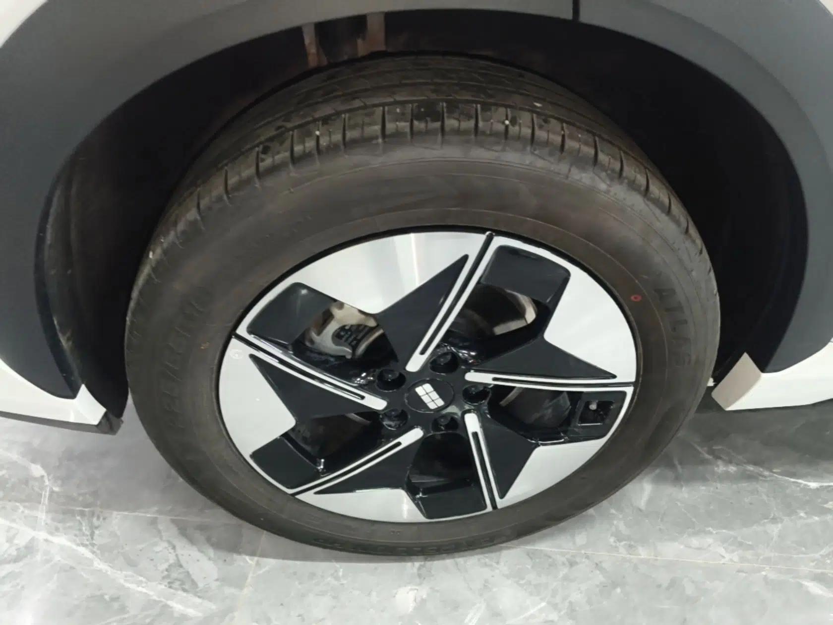 Geely Galaxy E5 2026 Model 530km Exploration Edition — миниатюра 11