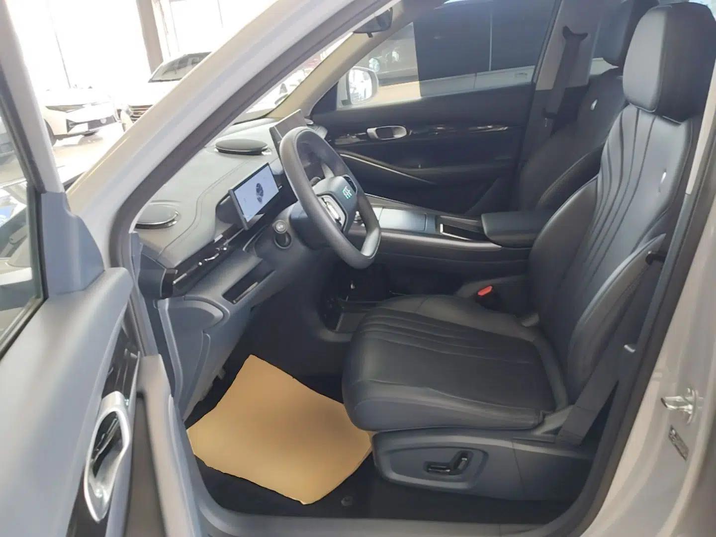 Geely Galaxy E5 2024 440km Launch Edition — миниатюра 17