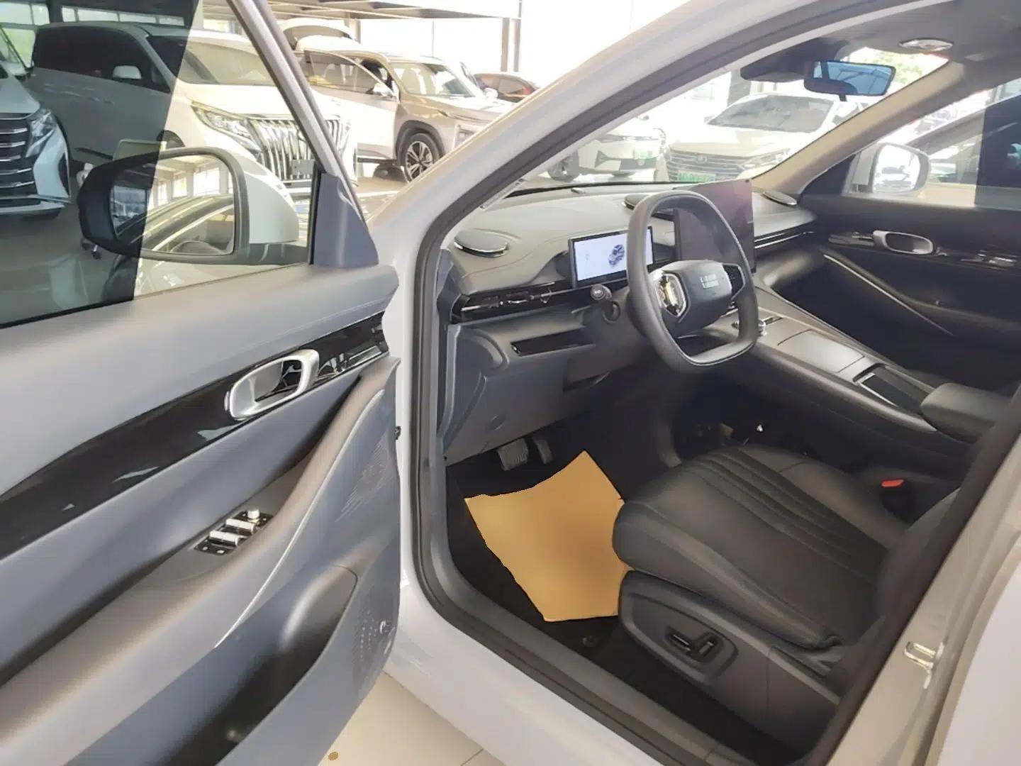 Geely Galaxy E5 2024 440km Launch Edition — миниатюра 18