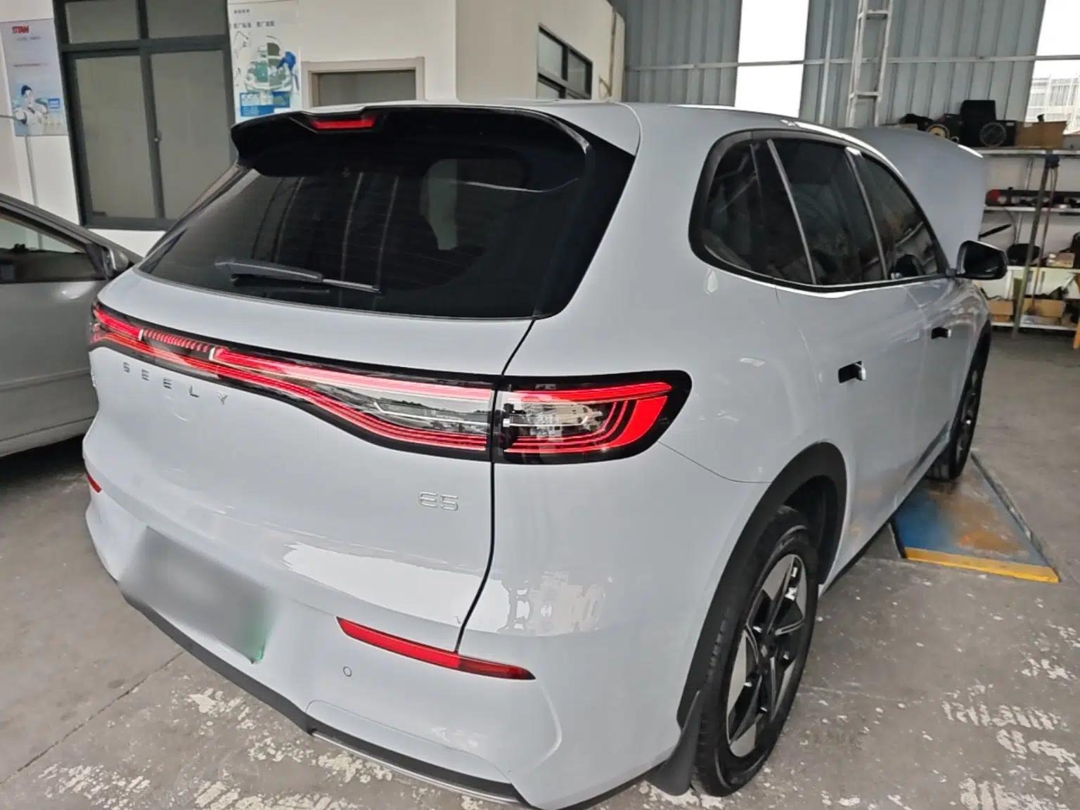 Geely Galaxy E5 2024 530km Long-Range Version — миниатюра 6