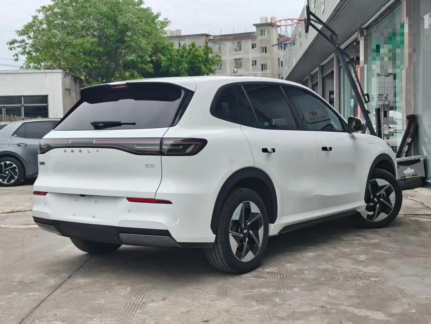 Geely Galaxy E5 2024 530km Long-Range Version — миниатюра 16