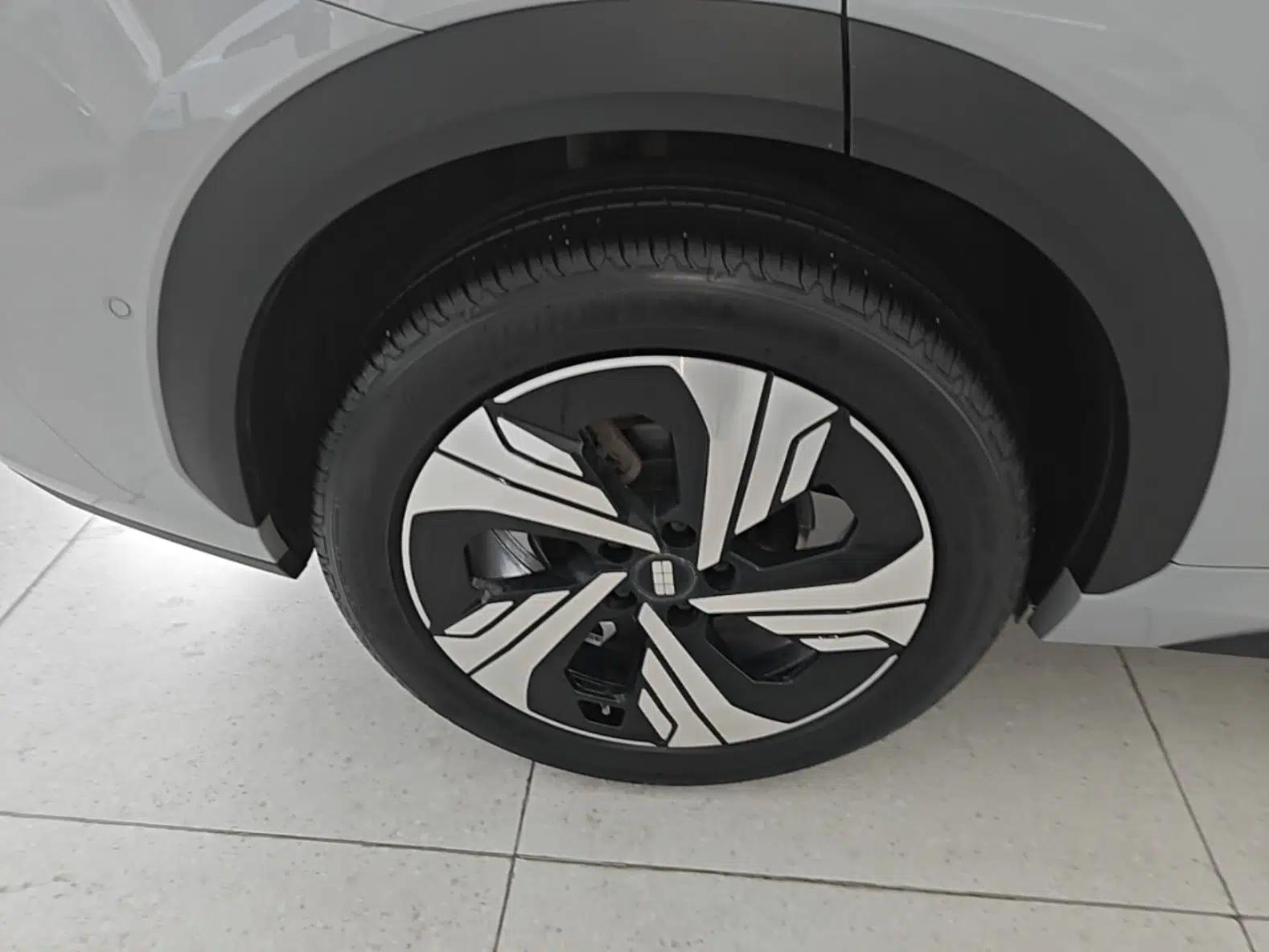 Geely Galaxy E5 2024 530km Starship Edition — миниатюра 11