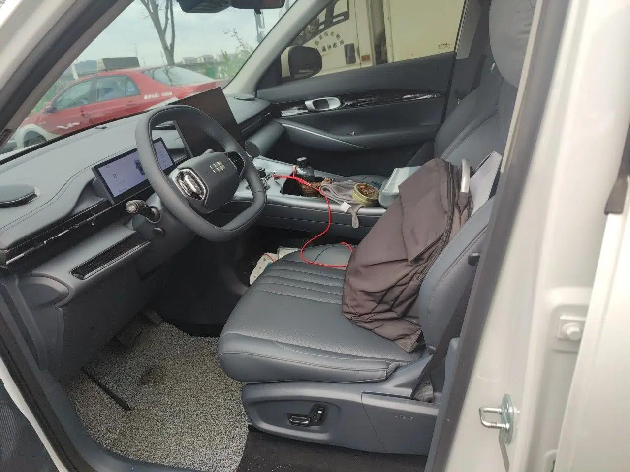 Geely Galaxy E5 2026 Model 530km Launch Edition — миниатюра 15