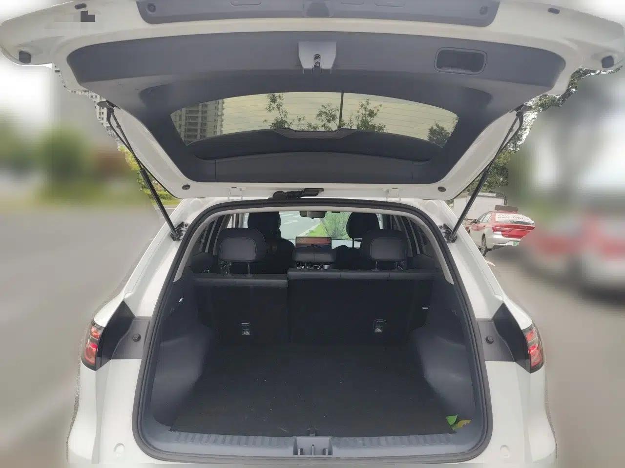 Geely Galaxy E5 2026 Model 530km Launch Edition — миниатюра 19