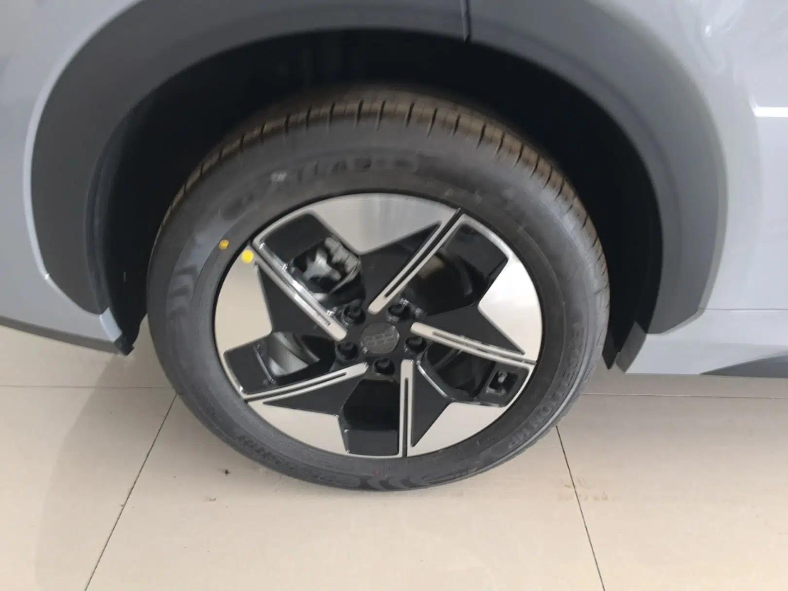 Geely Galaxy E5 2026 Model 530km Launch Edition — миниатюра 11