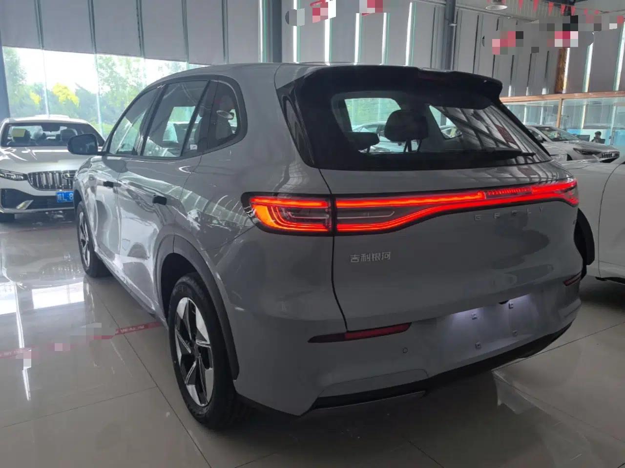 Geely Galaxy E5 2026 Model 530km Launch Edition — миниатюра 4