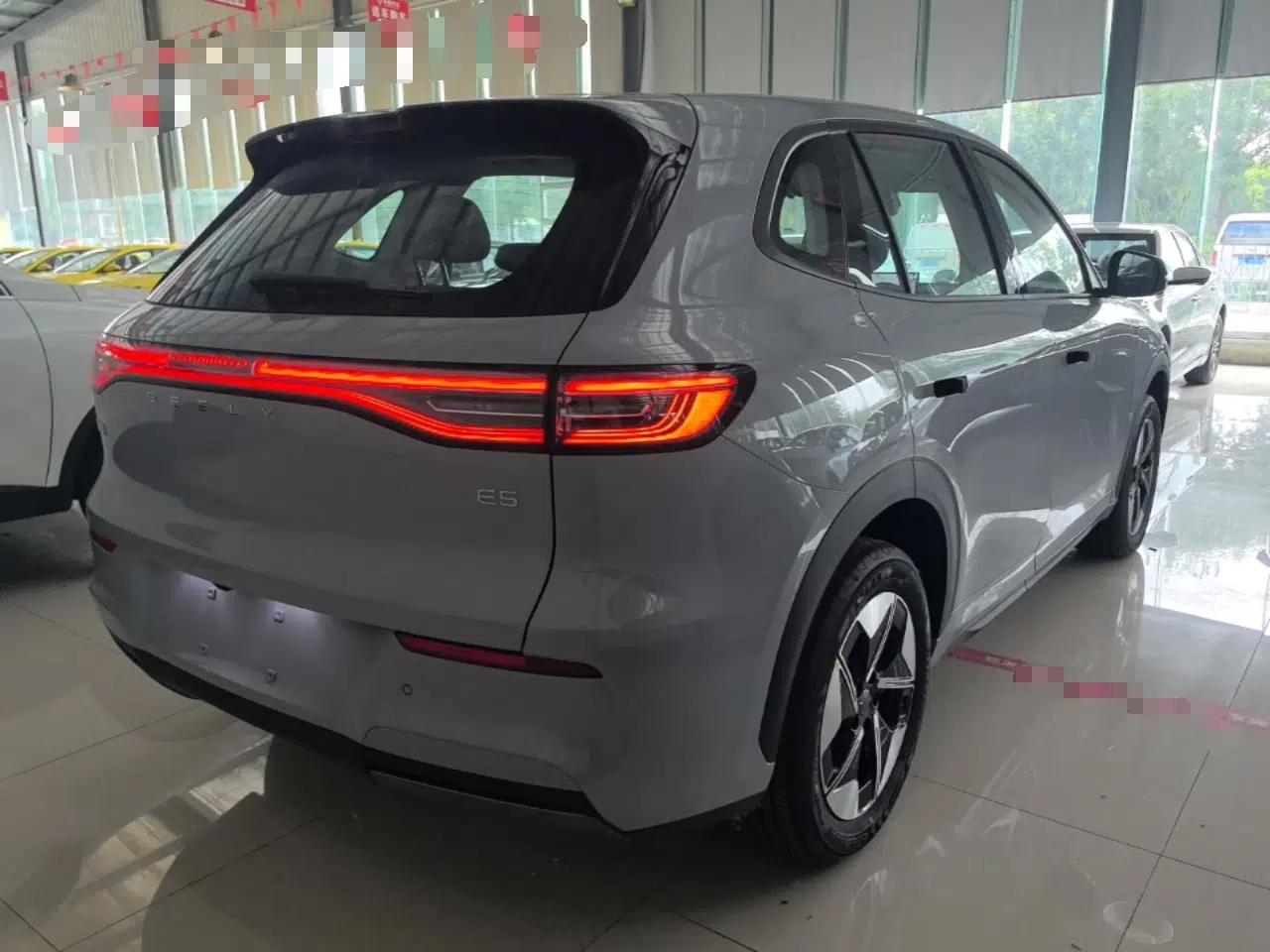 Geely Galaxy E5 2026 Model 530km Launch Edition — миниатюра 6